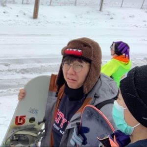 Meet your Posher, Howard